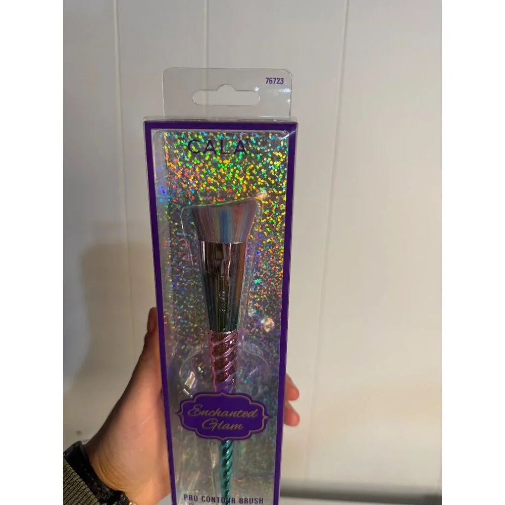 CALA Enchanted Glam Pro Contour Brush Iridescent Unicorn Handle NEW Makeup Tools